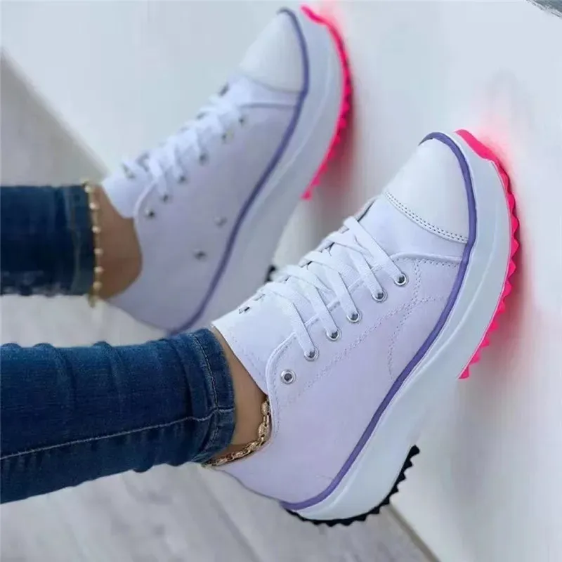 Women's Graphic Canvas Sneaker - Vans Shoes Old Skool recension och pris